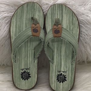 NWT Yellow Box Sage Green Flip-Flop